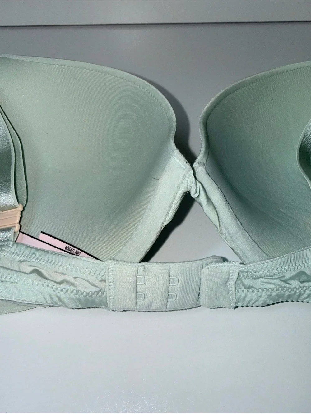 Victoria’s Secret T-shirt Push Up Bra Light Mint Green Lined Padded 36C Women’s